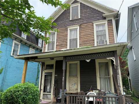 617 Maple Ave, Johnstown, PA 15901