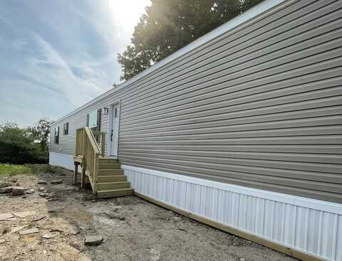 60 Carl Ave, Strabane, PA 15330