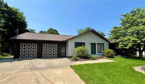 2105 Pulaski Rd, Neshannock Twp, PA 16105