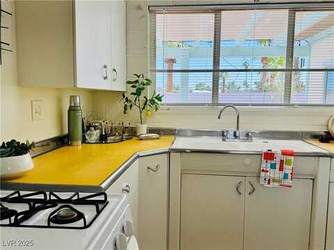 1610 Exley Avenue, Las Vegas, NV 89104