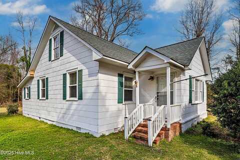 4121 Castle Hayne Road, Castle Hayne, NC 28429