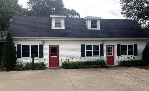 3511 S Old Hwy 27, Gaylord, MI 49735