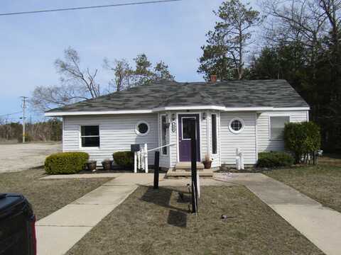 1046 W 3rd Street, Rogers City, MI 49779