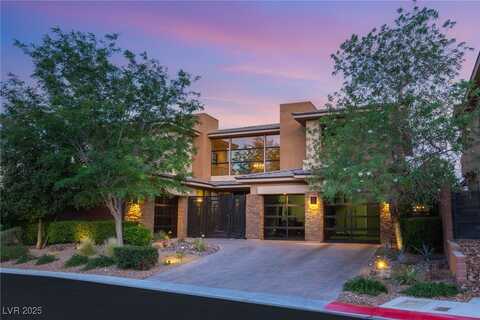 38 Moonfire Drive, Las Vegas, NV 89135