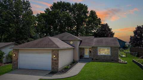 3302 Rustic Lane, Crown Point, IN 46307