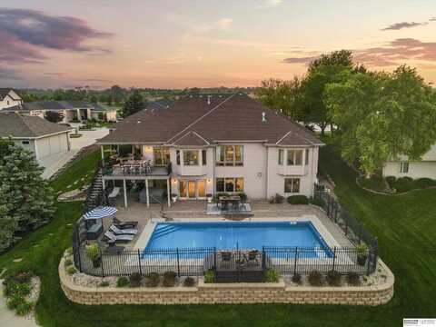 11819 N 178th Circle, Bennington, NE 68007