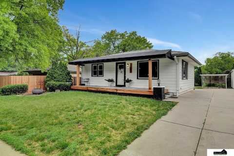 2141 S 60th Street, Lincoln, NE 68506