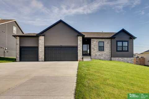 18316 George Miller Parkway, Elkhorn, NE 68022