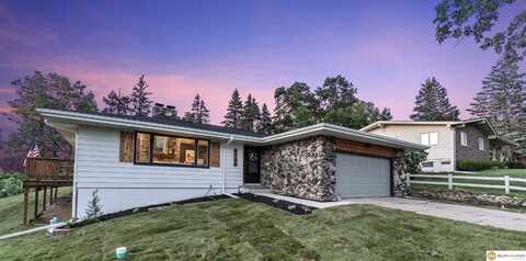 4732 Manchester Drive, Omaha, NE 68152