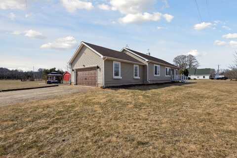 4748 22 Mile Road NW, Kent City, MI 49330