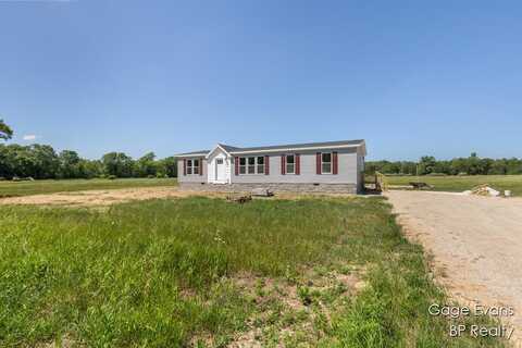 19150 Yankee Road, Morley, MI 49336