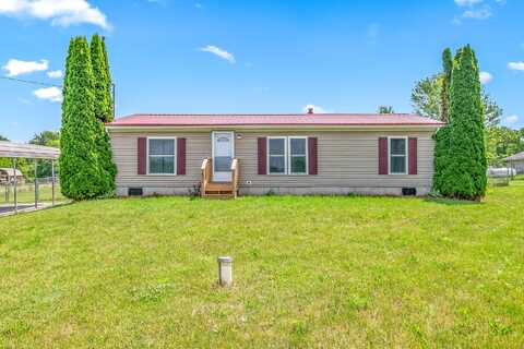 804 Clarendon Rd Road, Quincy, MI 49082