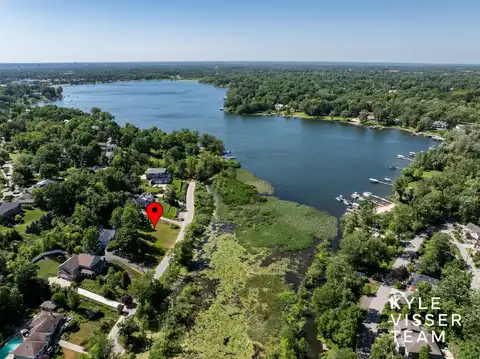 3120 Reeds Lake Boulevard SE, Grand Rapids, MI 49506