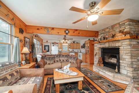 1345 Bosschem Road, Wellston, MI 49689