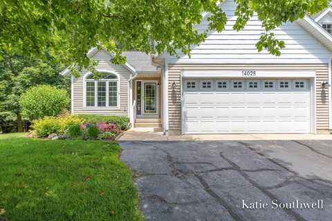 14025 Bayou Ridge Circle, Grand Haven, MI 49417