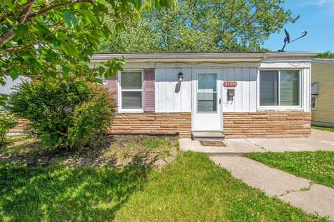 25294 Wiseman Street, Roseville, MI 48066