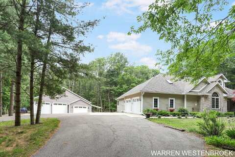 17462 Pine Bluff Court, Grand Haven, MI 49417