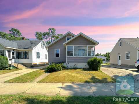 380 W 17th Street, Holland, MI 49423
