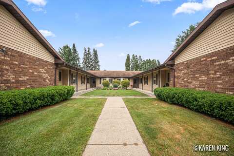 7369 Pine Grove Drive, Jenison, MI 49428