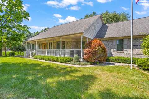 37490 Harvest Lane, New Boston, MI 48164