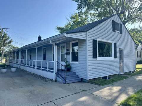 1805 Lakeshore Drive, Saint Joseph, MI 49085