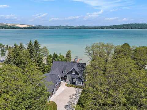 8771 Shorebird Lane, Empire, MI 49630