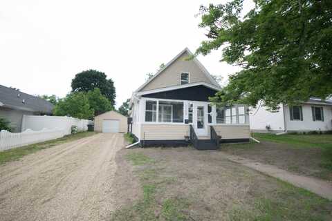 1100 W Laketon Avenue, Muskegon, MI 49441