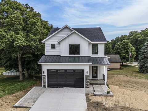 3702 Dunes Parkway, Norton Shores, MI 49441