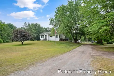 6825 Heights Ravenna Road, Fruitport, MI 49415