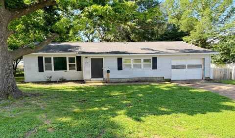 614 E Division Street, Bolivar, MO 65613