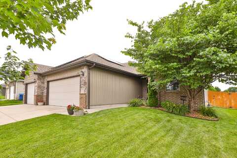1925 E Costa Mesa Court, Ozark, MO 65721