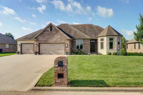 914 W Lorenza Drive, Nixa, MO 65714