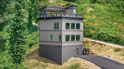 284 Laurel Oaks Way, Gatlinburg, TN 37738