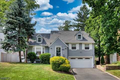 608 Duquesne Ter, Union, NJ 07083