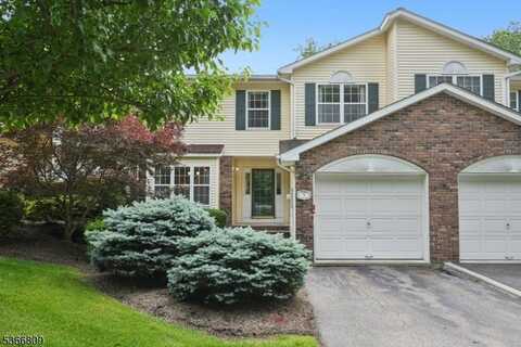 71 Butternut Dr, Wayne, NJ 07470