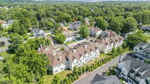 16 Riverbend Ct, New Providence, NJ 07974