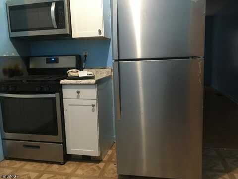 222 Main St, Butler, NJ 07405