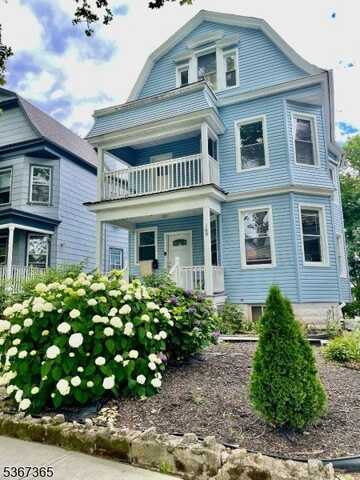 169 Hillside Ave, Glen Ridge, NJ 07028