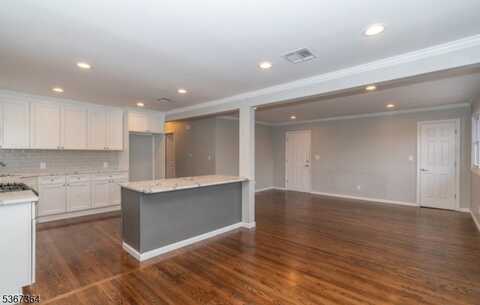 2089 Galloping Hill Rd, Union, NJ 07083