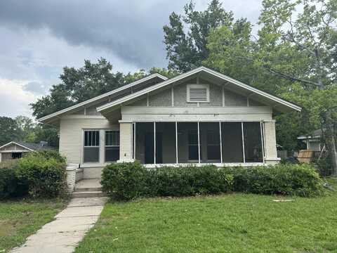 1104 E Broad St, West Point, MS 39773