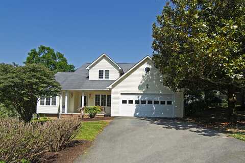 169 Crowfield Cir, Lewisburg, WV 24901