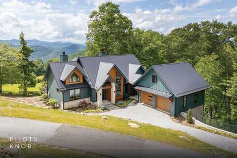 964 Bridgestone Drive, Glenville, NC 28736
