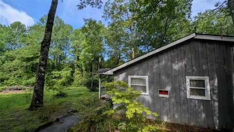 242 Upper Whitewater Rd., Sapphire, NC 28774