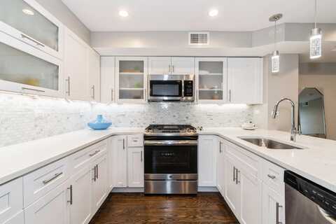 126 DELAWARE AVE, JC, Journal Square, NJ 07306