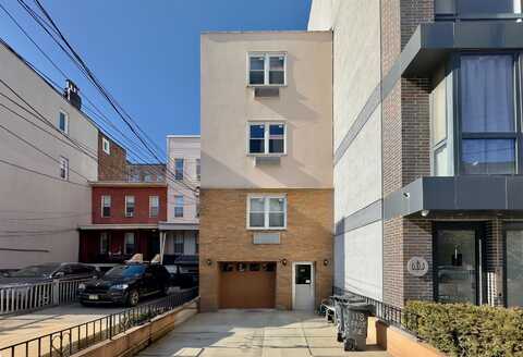 118 PARK AVE, Hoboken, NJ 07030