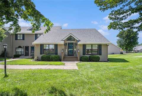 113 Stonebridge Lane, Smithville, MO 64089