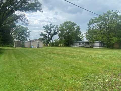 5306 SW Lakefront Lane S, Saint Joseph, MO 64504