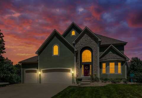 16211 S Locust Street, Olathe, KS 66062
