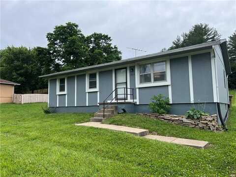 1423 Hickory Street, Atchison, KS 66002