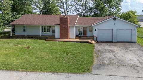 211 Southside Court, Excelsior Springs, MO 64024